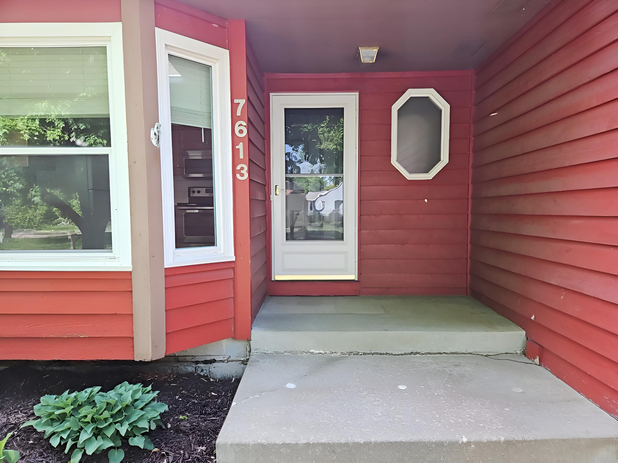 7613 Fairfield Road Property Photo 3