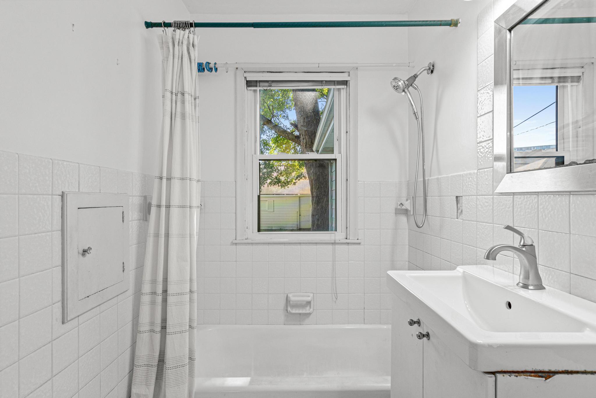 3647 28th Avenue S Property Photo 15
