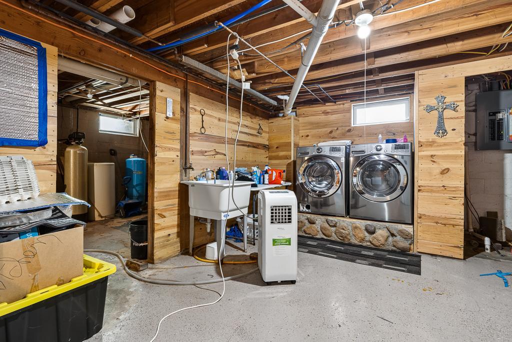 231 4th Street Property Photo 42