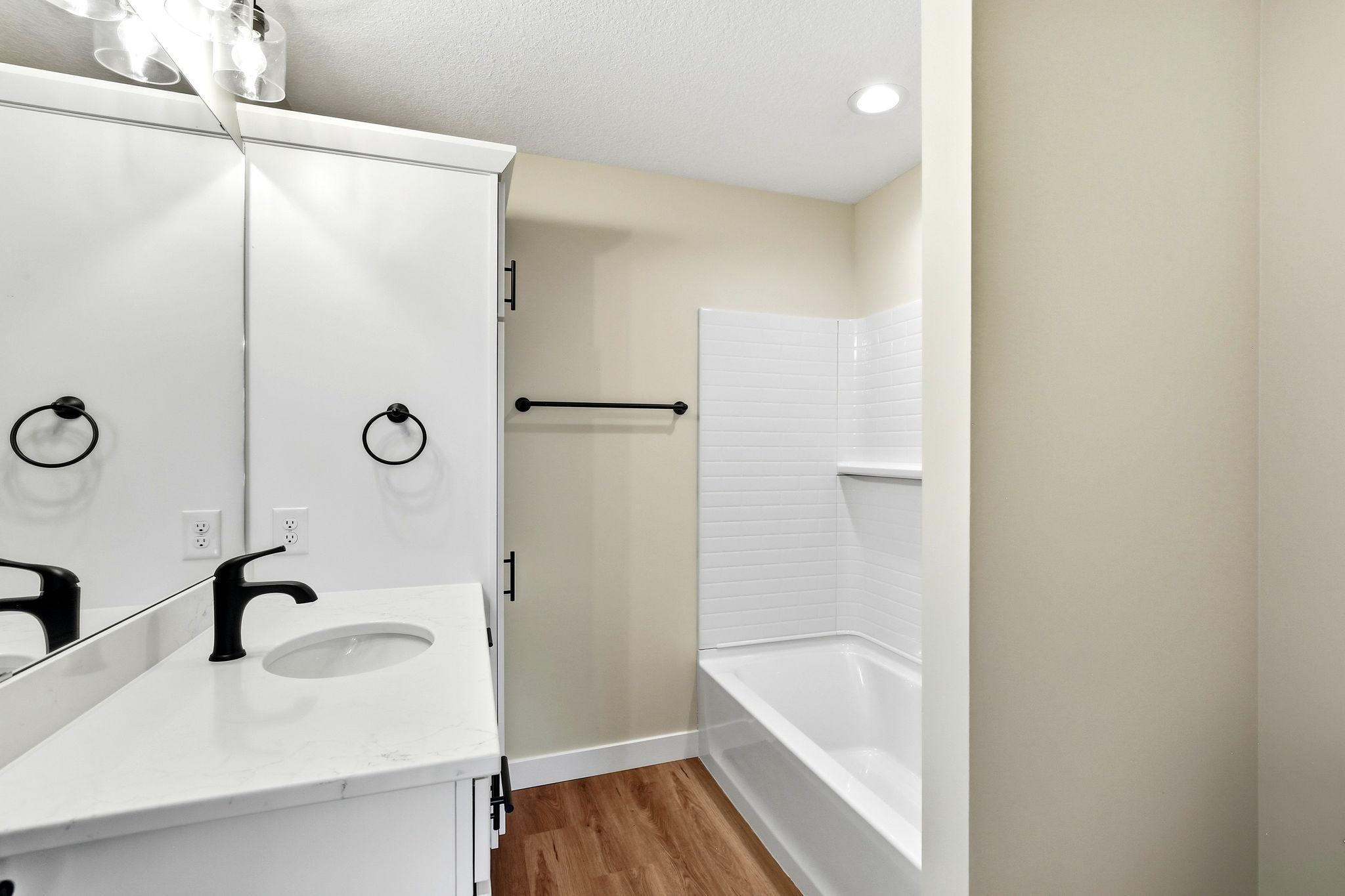 1102 2nd Street Se Property Photo 6