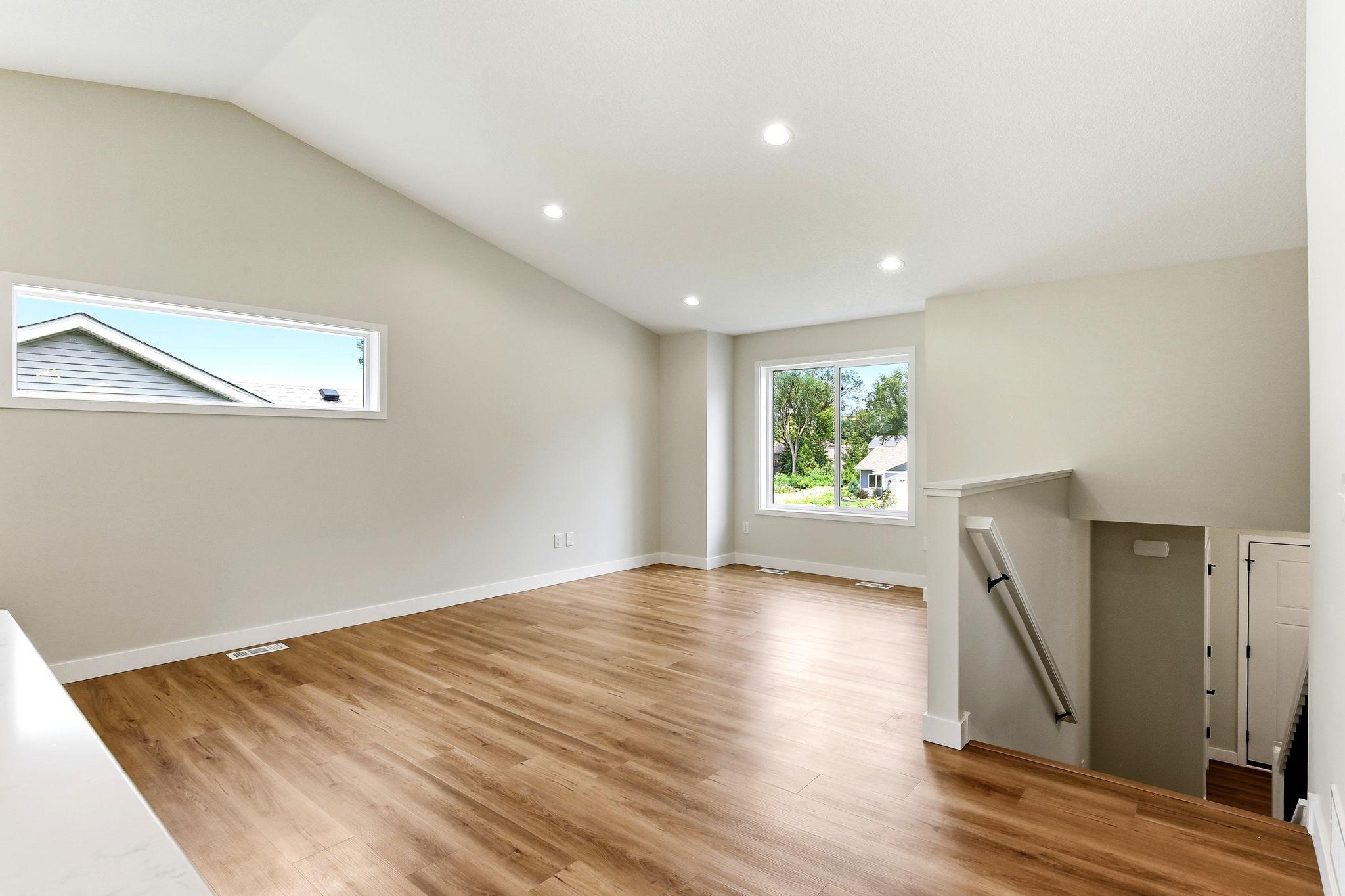 1018 2nd Street Se Property Photo 2