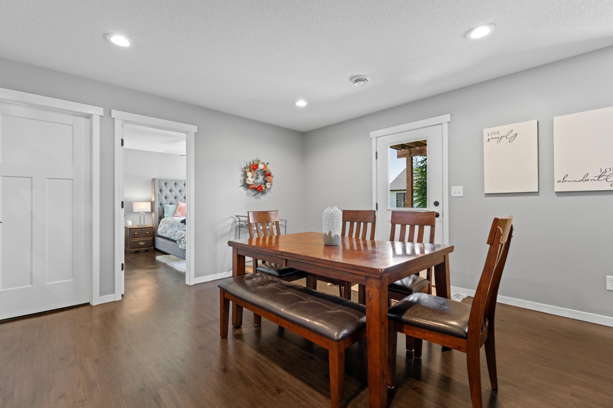 893 Towne Drive Ne Property Photo 30