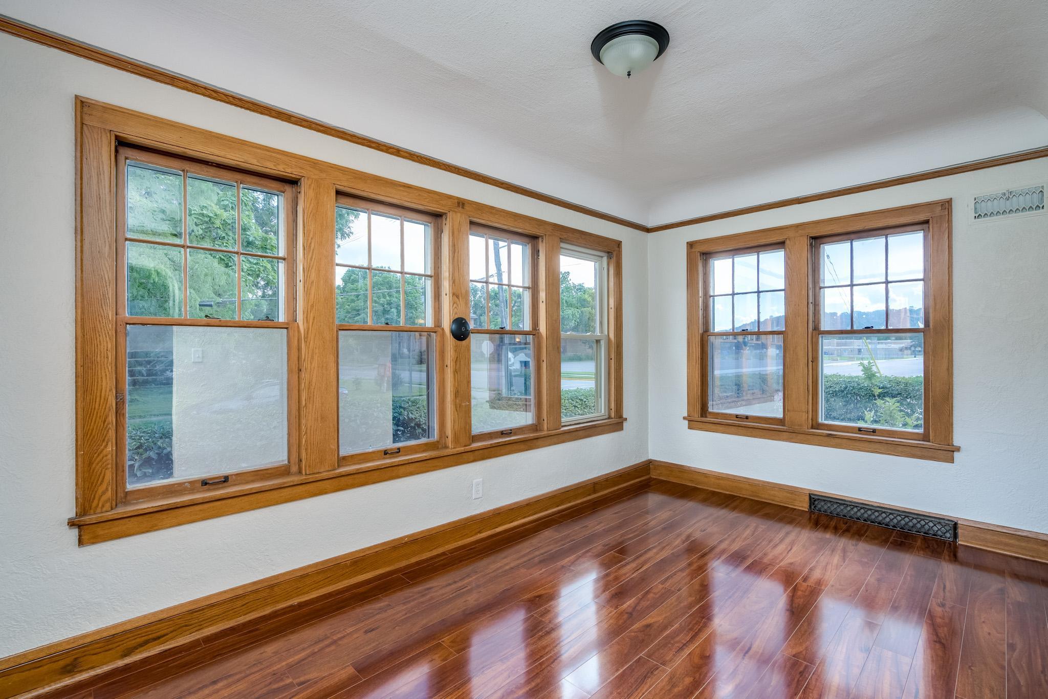 802 Range Street Property Photo 13