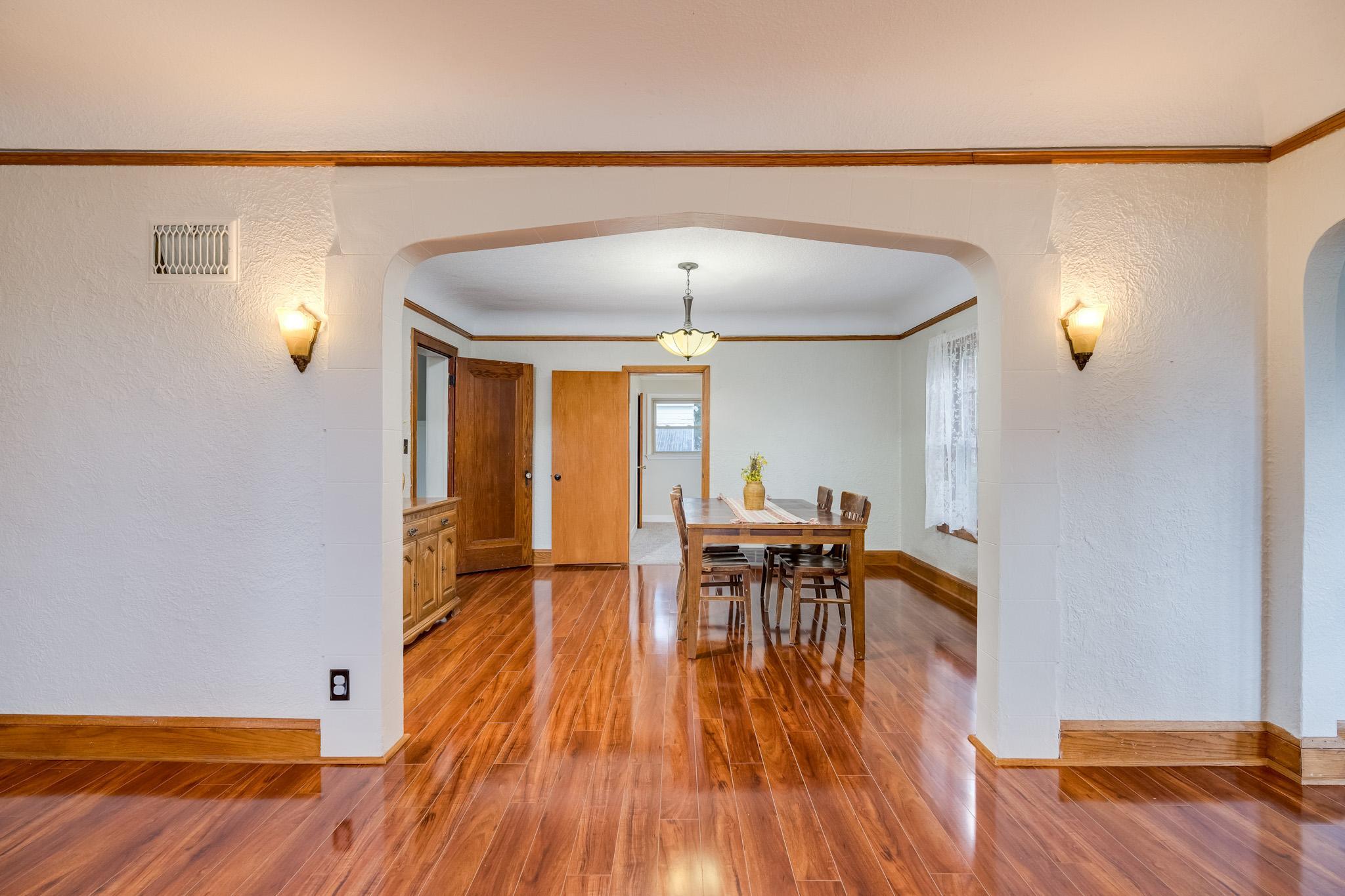 802 Range Street Property Photo 14