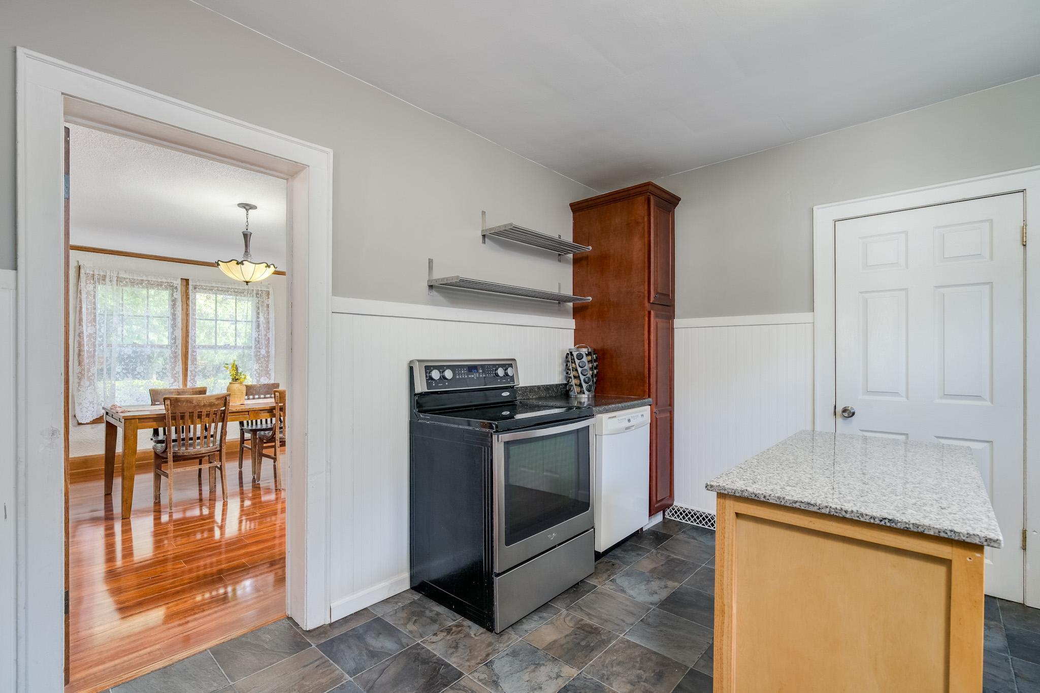 802 Range Street Property Photo 22