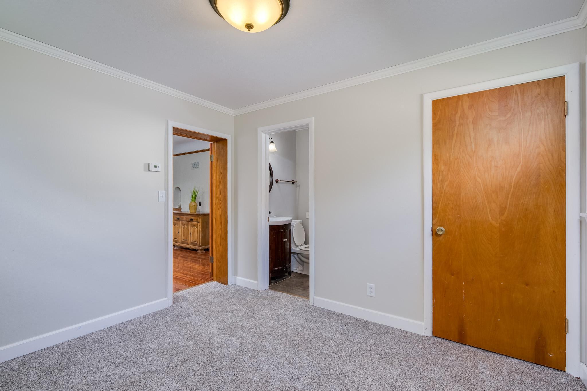 802 Range Street Property Photo 23