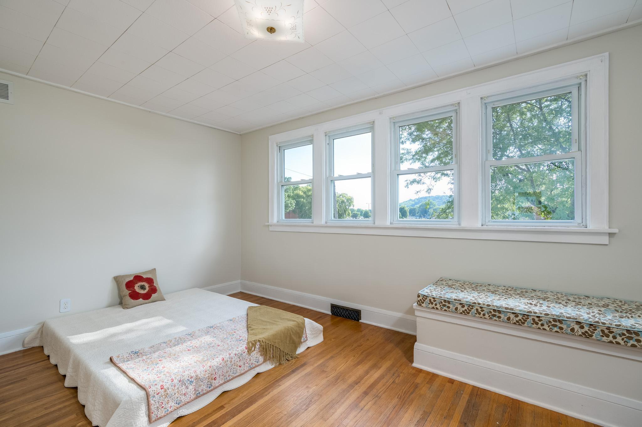 802 Range Street Property Photo 25