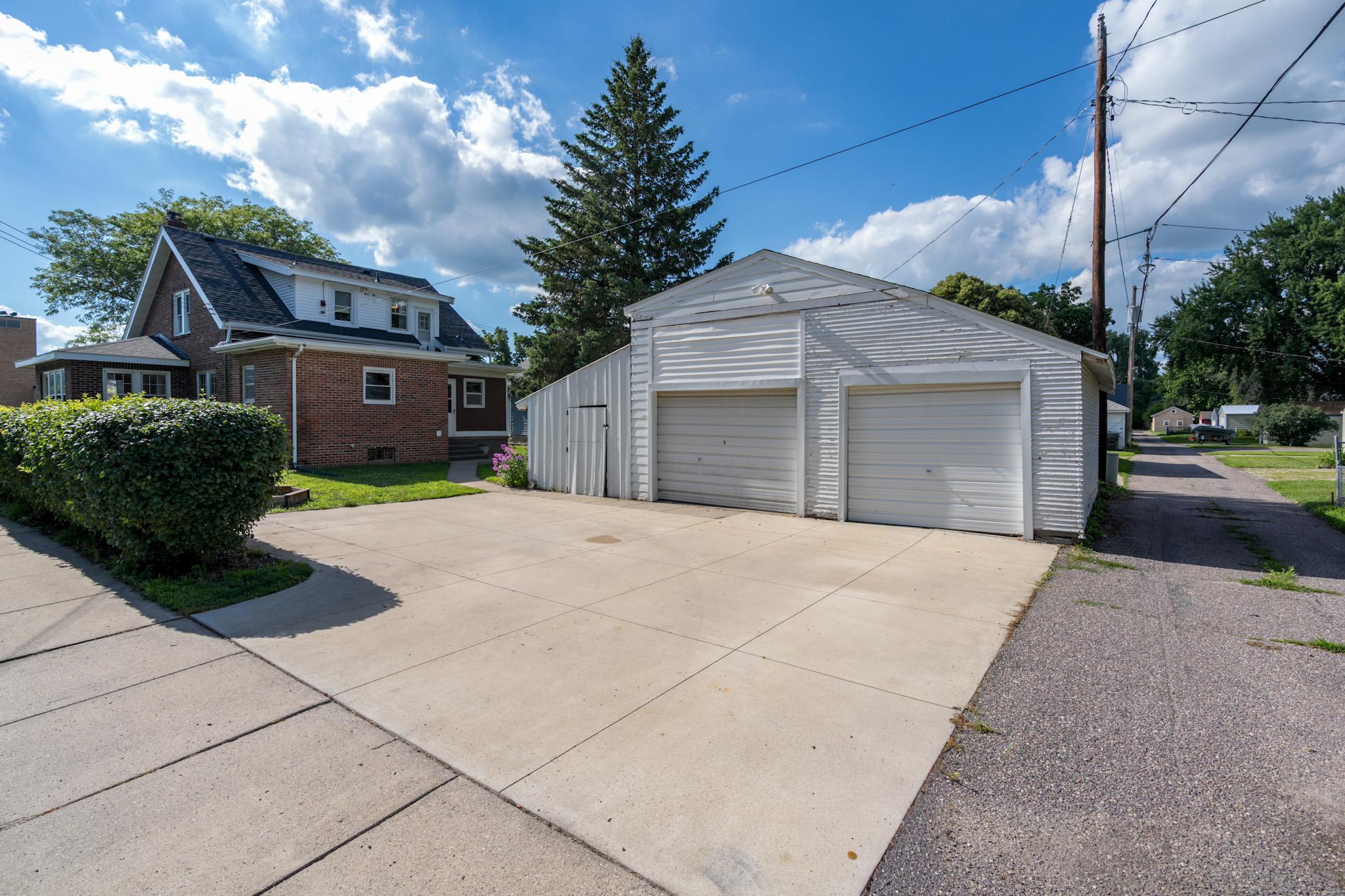 802 Range Street Property Photo 42