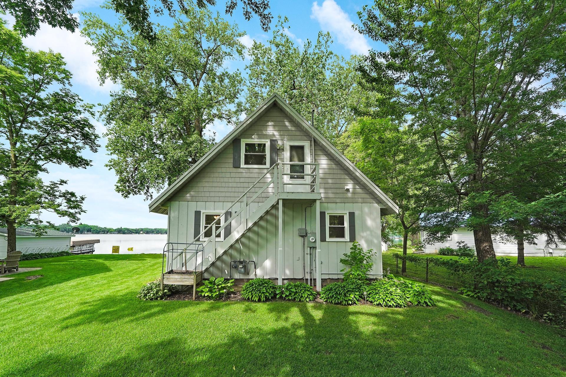 945 Reed Street N Property Photo 13