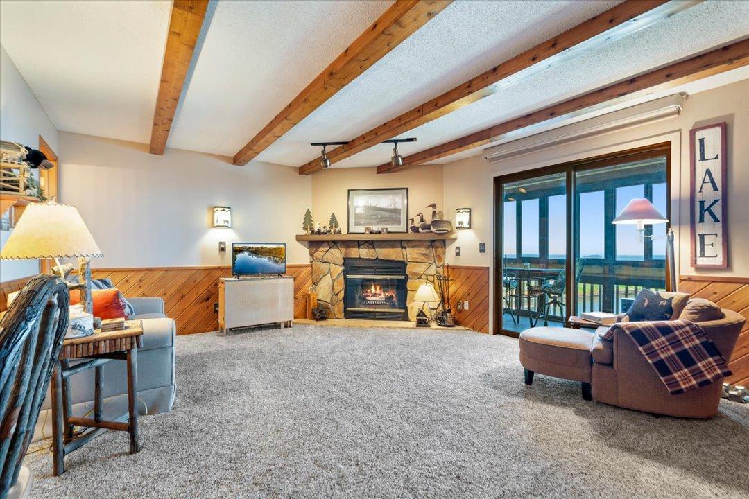 10490 Us Highway 169 203 Property Photo 2