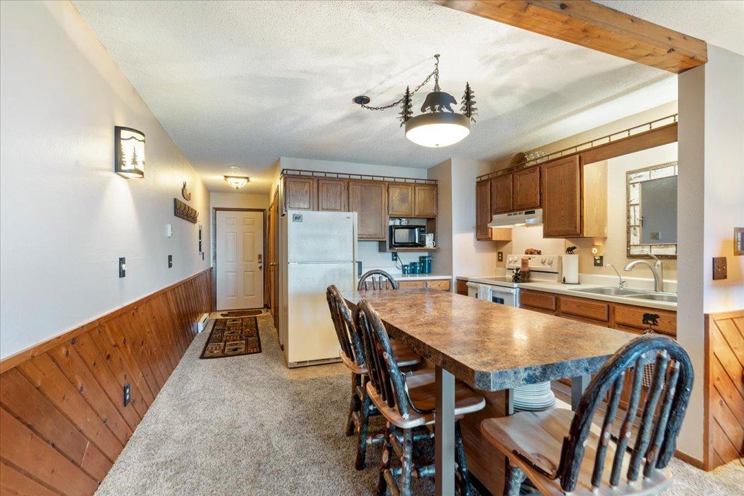10490 Us 169 203 Property Photo 8