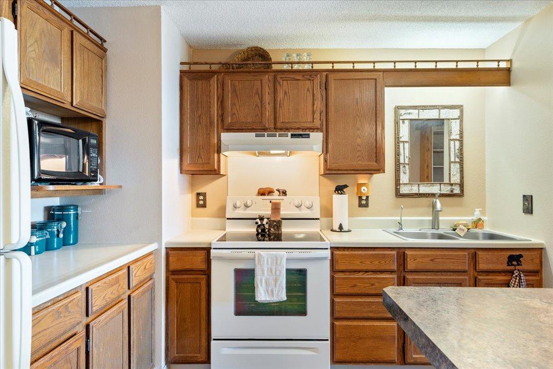 10490 Us 169 203 Property Photo 11