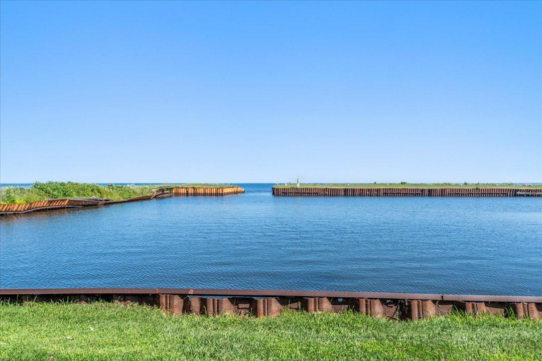 10490 Us Highway 169 203 Property Photo 18