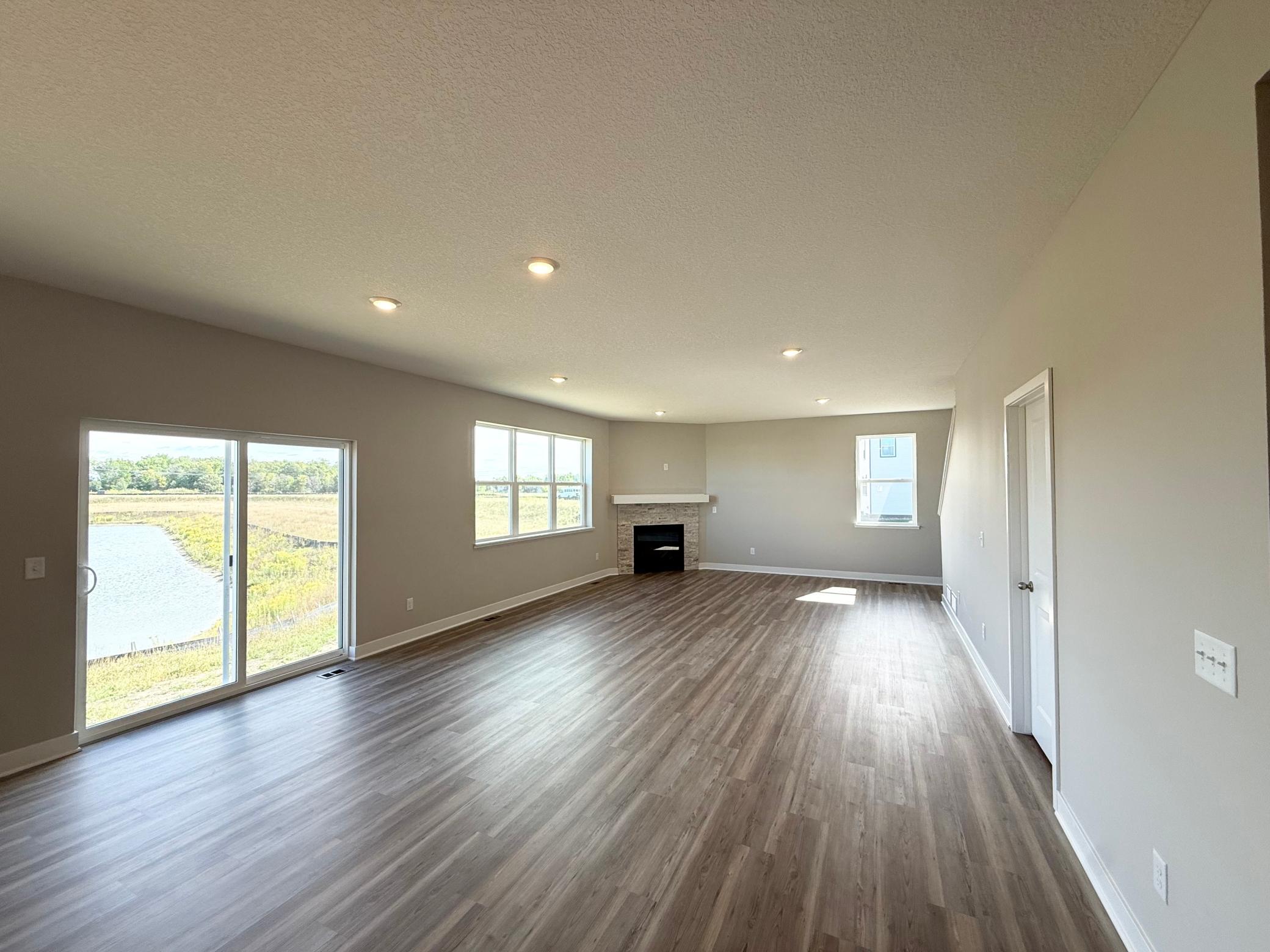9784 47th Bay Ne Property Photo 11