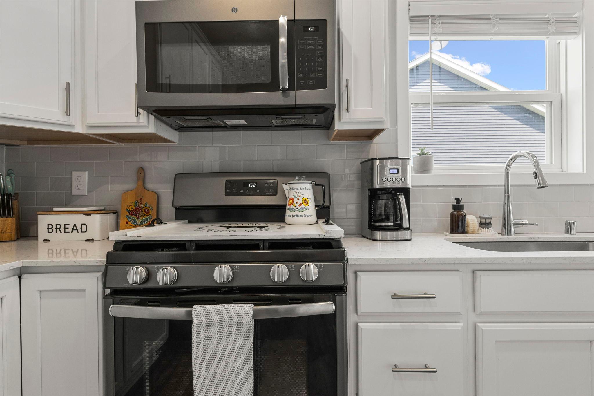1131 Stonebridge Path Property Photo 10