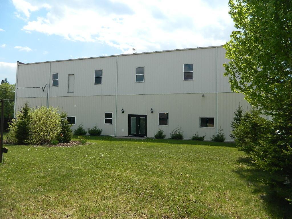 300 Main Street Property Photo 5