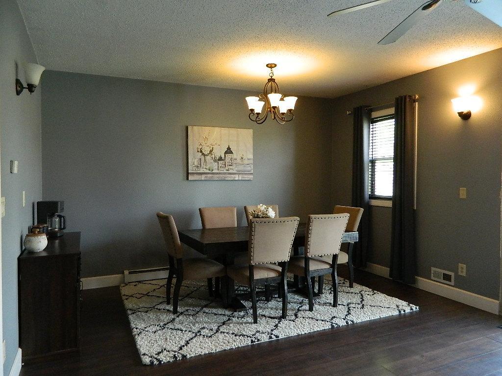 300 Main Street Property Photo 10
