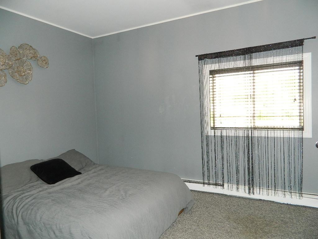 300 Main Street Property Photo 18