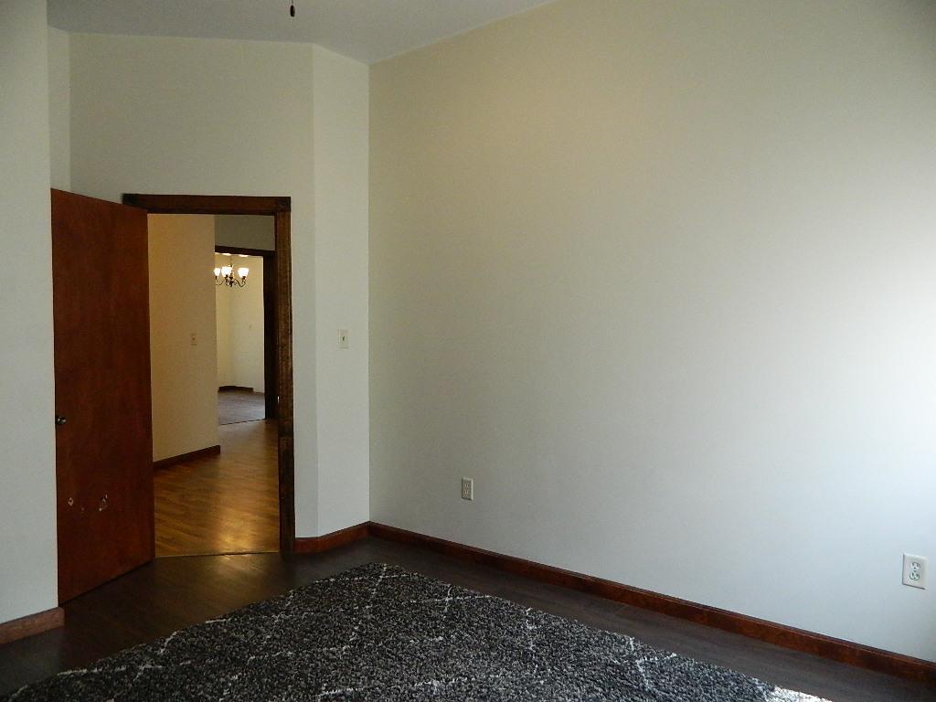 300 Main Street Property Photo 38