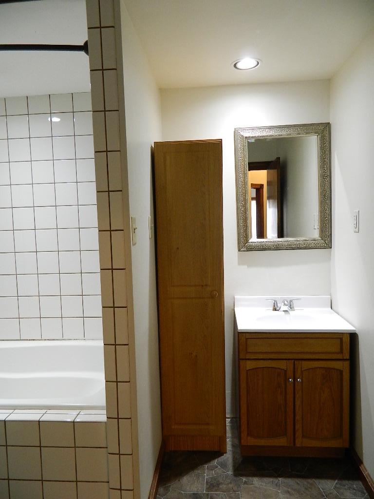 300 Main Street Property Photo 40