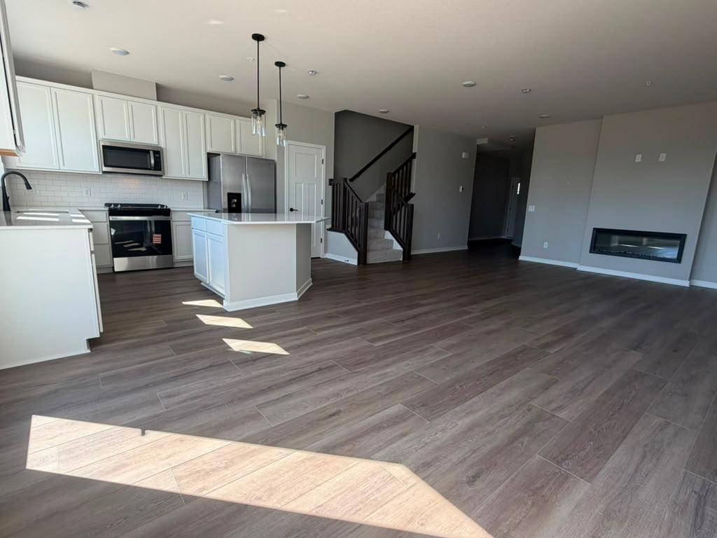 14465 103rd Place N Property Photo 3