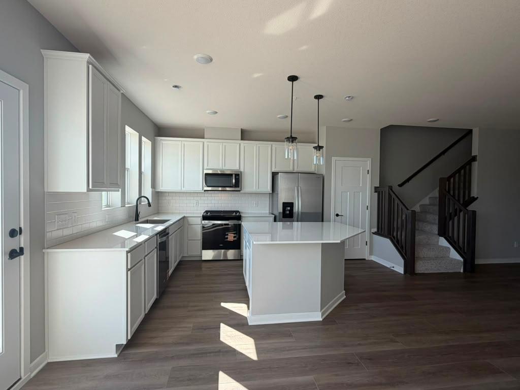 14465 103rd Place N Property Photo 5