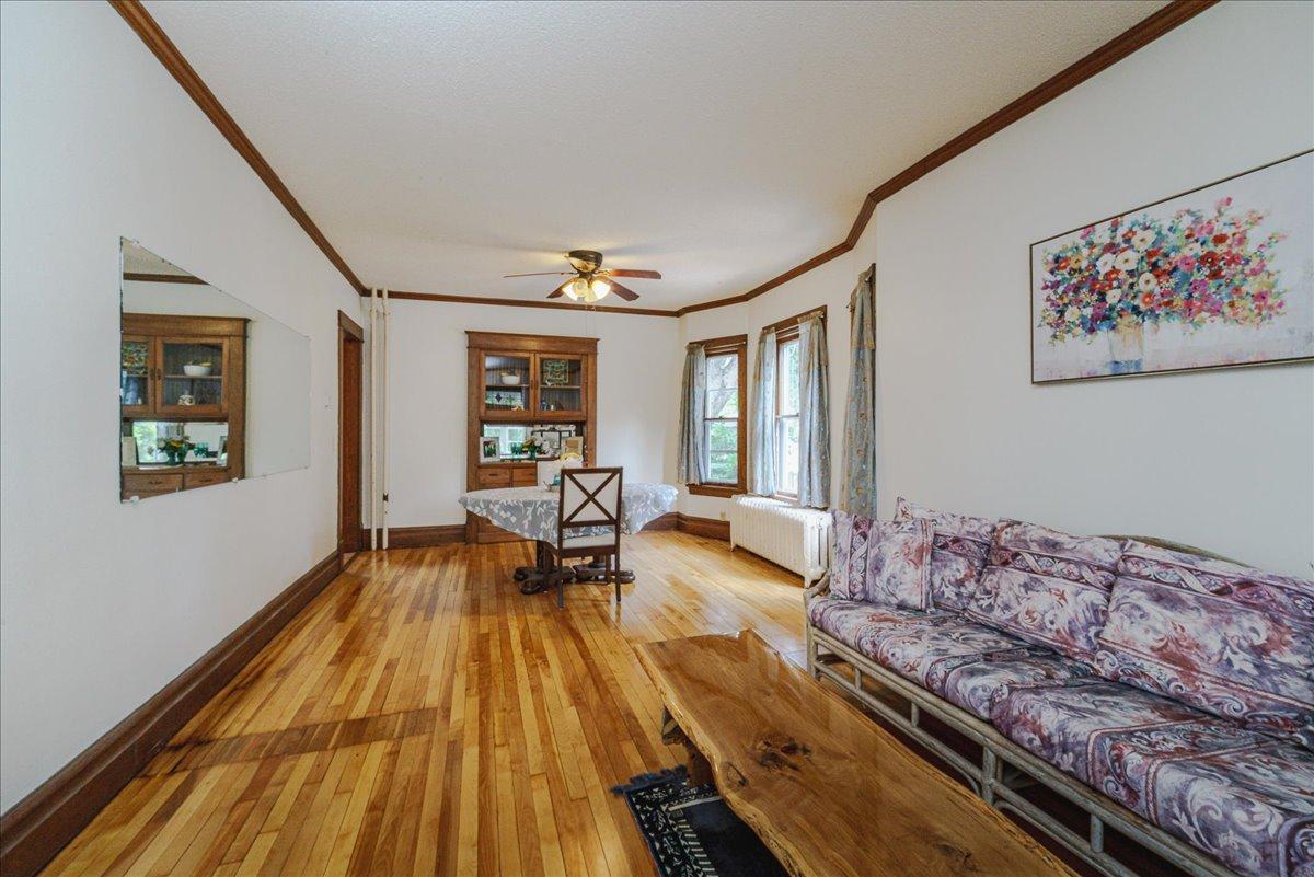 1263 Minnehaha Avenue W Property Photo 3