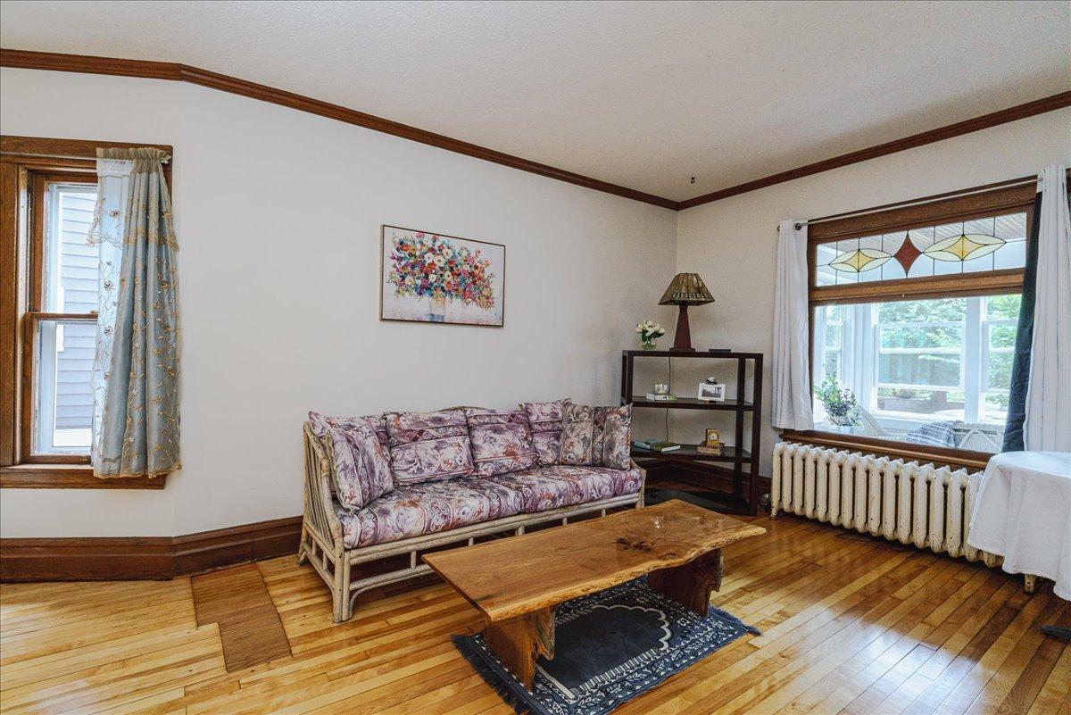 1263 Minnehaha Avenue W Property Photo 4
