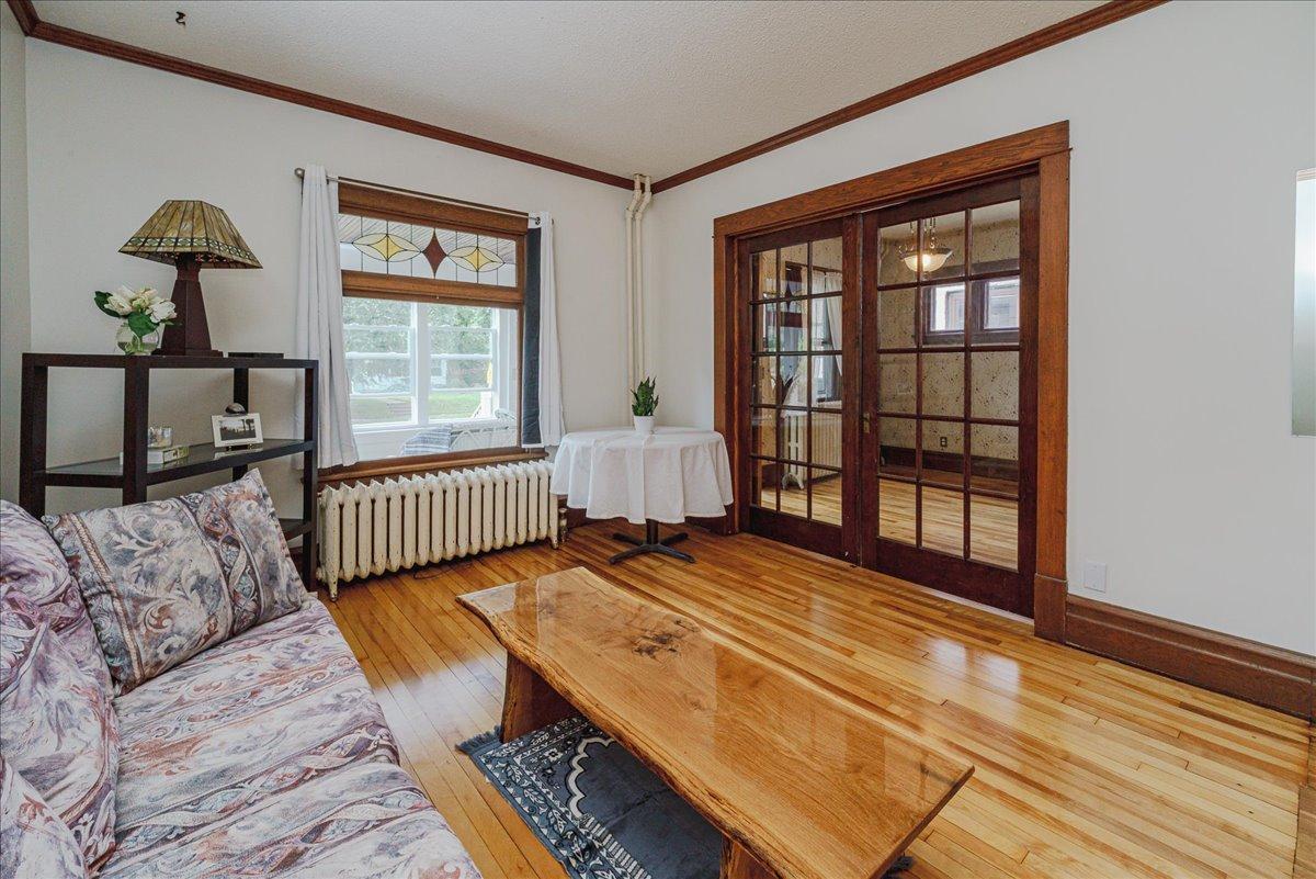 1263 Minnehaha Avenue W Property Photo 5