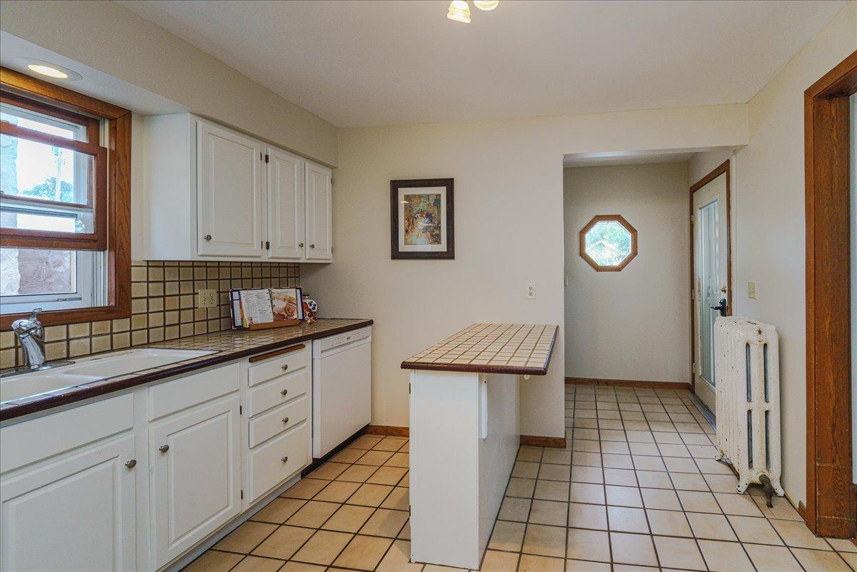 1263 Minnehaha Avenue W Property Photo 12