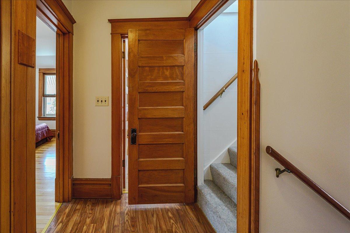 1263 Minnehaha Avenue W Property Photo 25