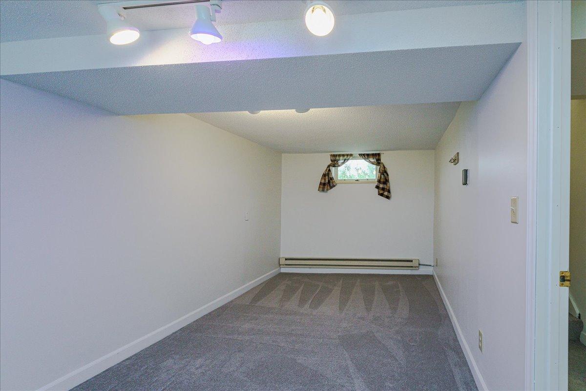 1263 Minnehaha Avenue W Property Photo 33