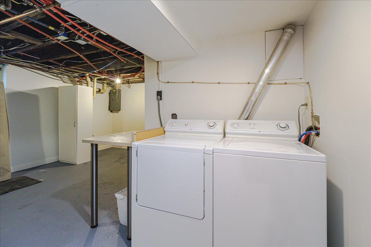 1263 Minnehaha Avenue W Property Photo 37