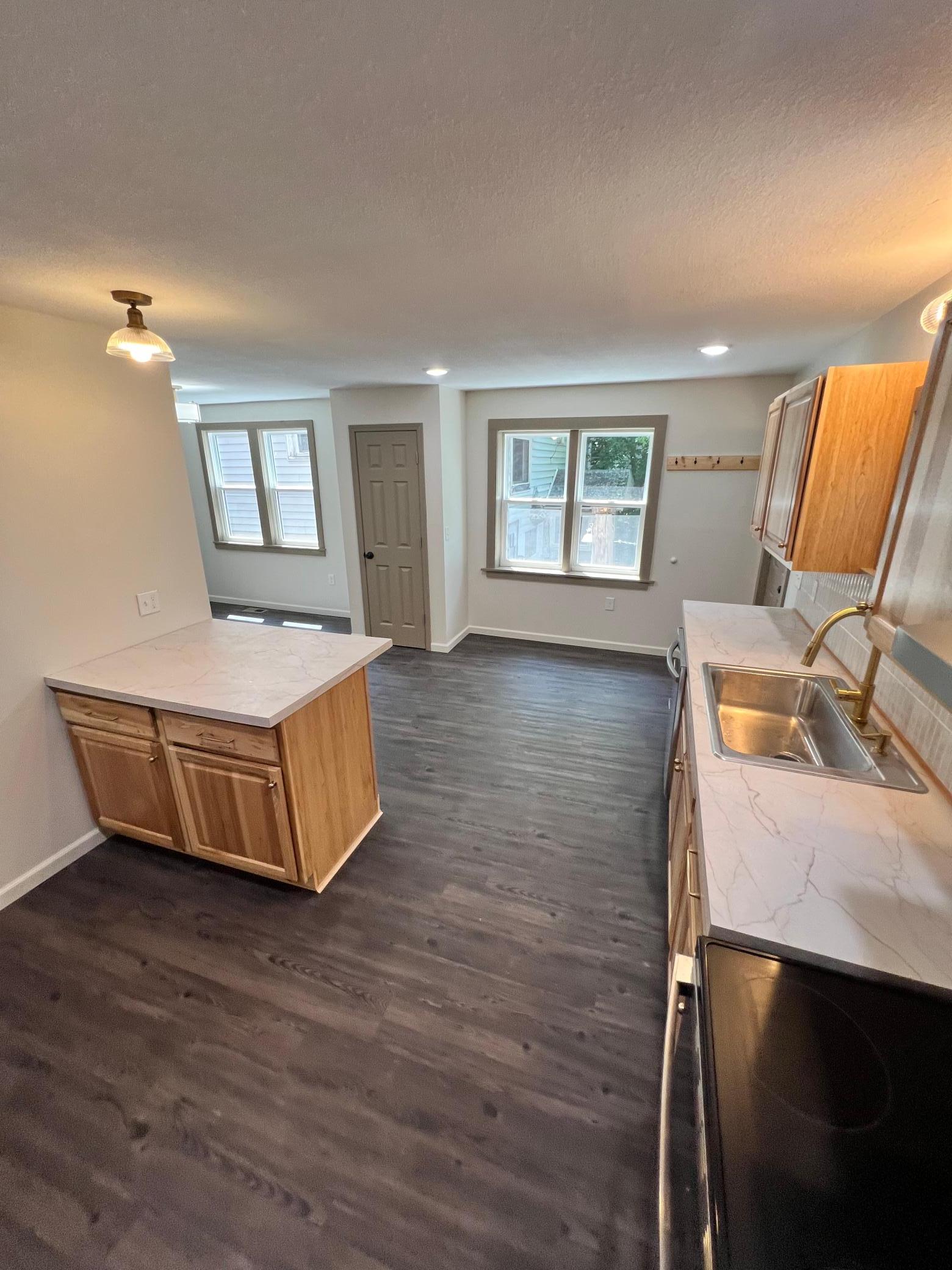 208 6th Avenue Property Photo 10