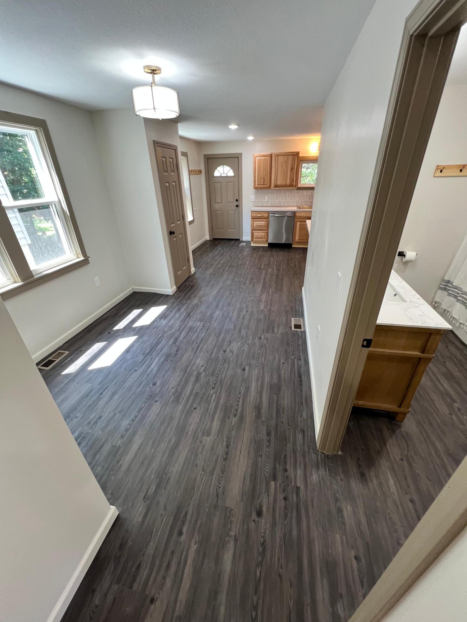 208 6th Avenue Property Photo 11