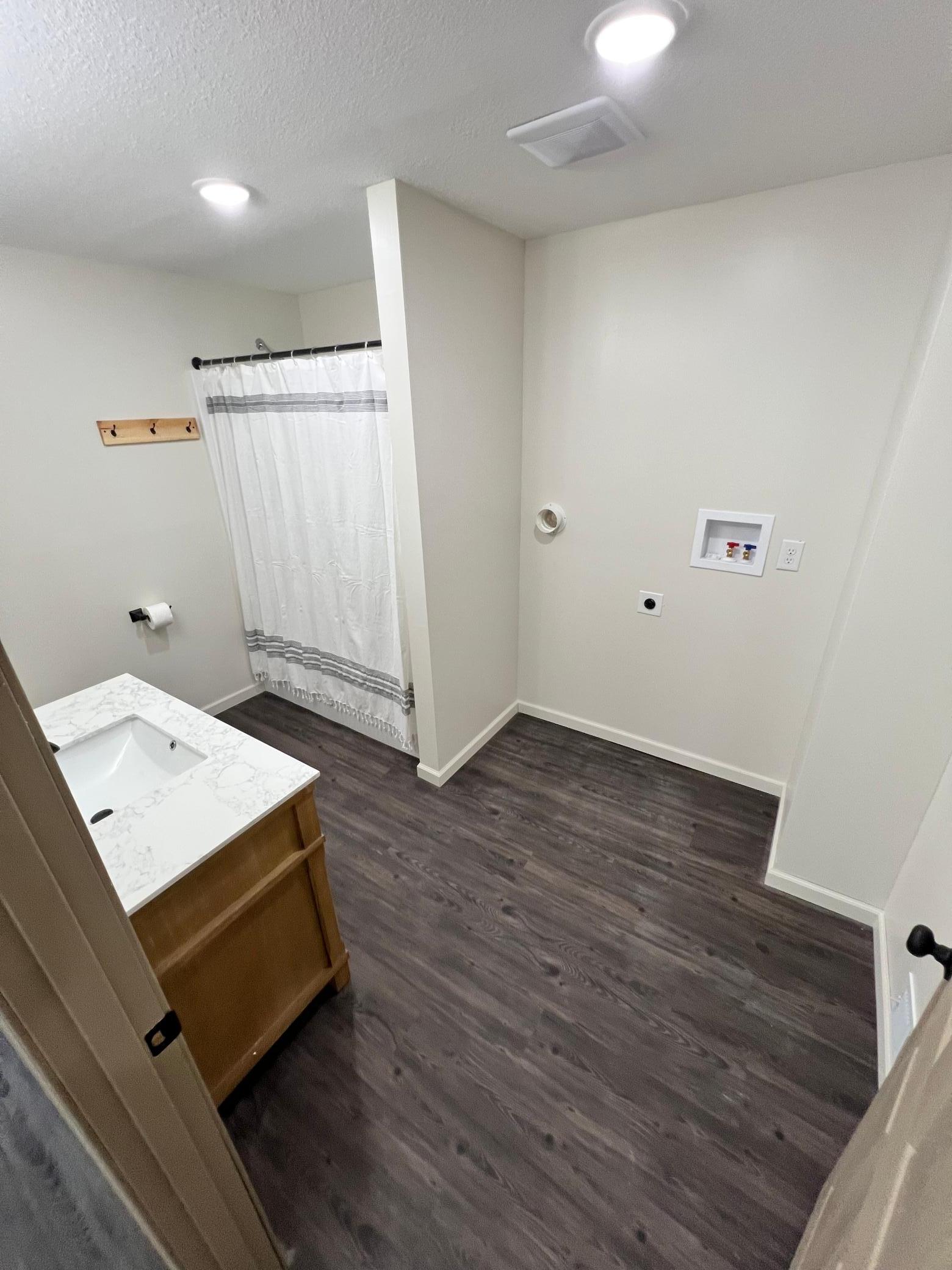 208 6th Avenue Property Photo 12