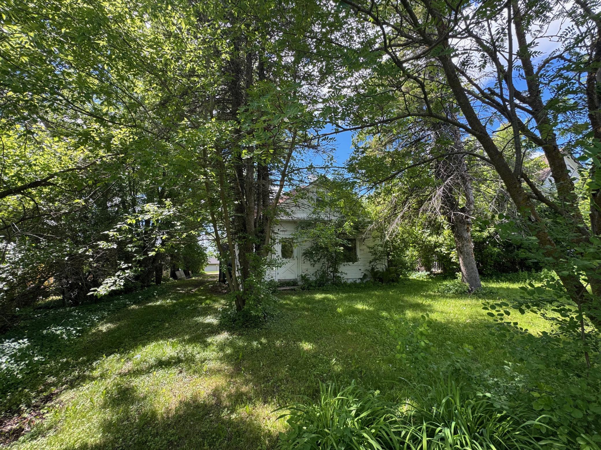 73 2nd Street Se Property Photo 1