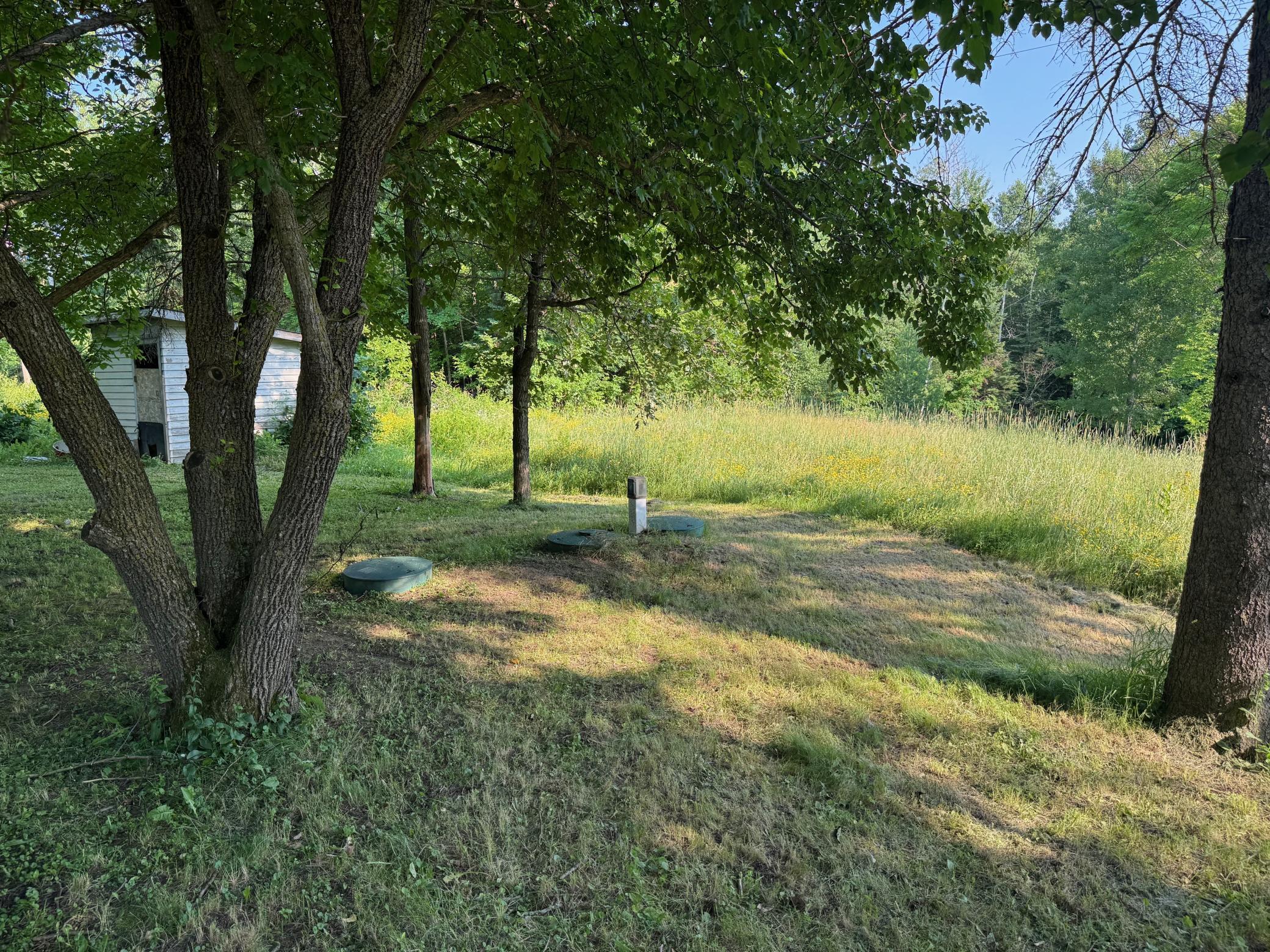 522 Main Street E Property Photo 9