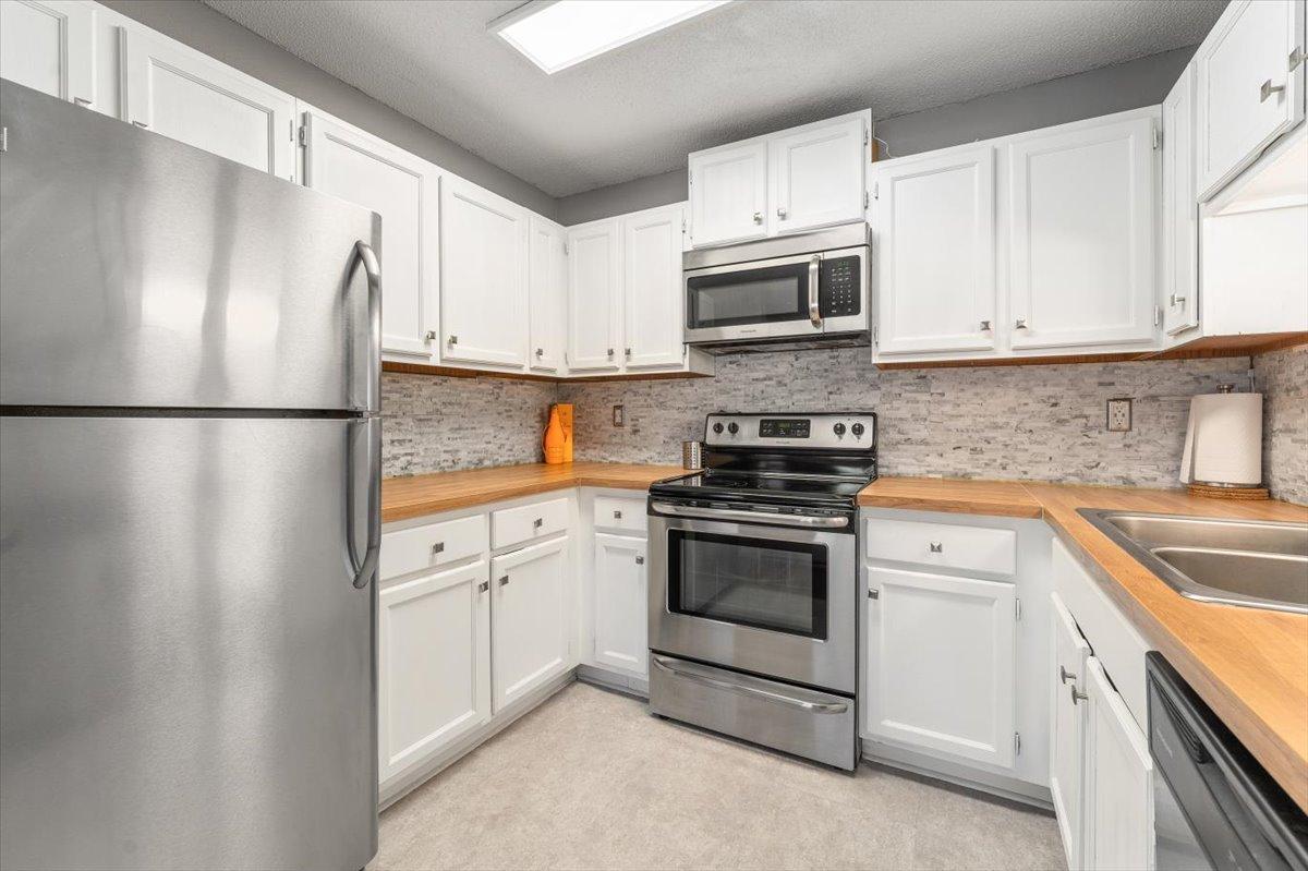 1205 63rd Lane Property Photo 10