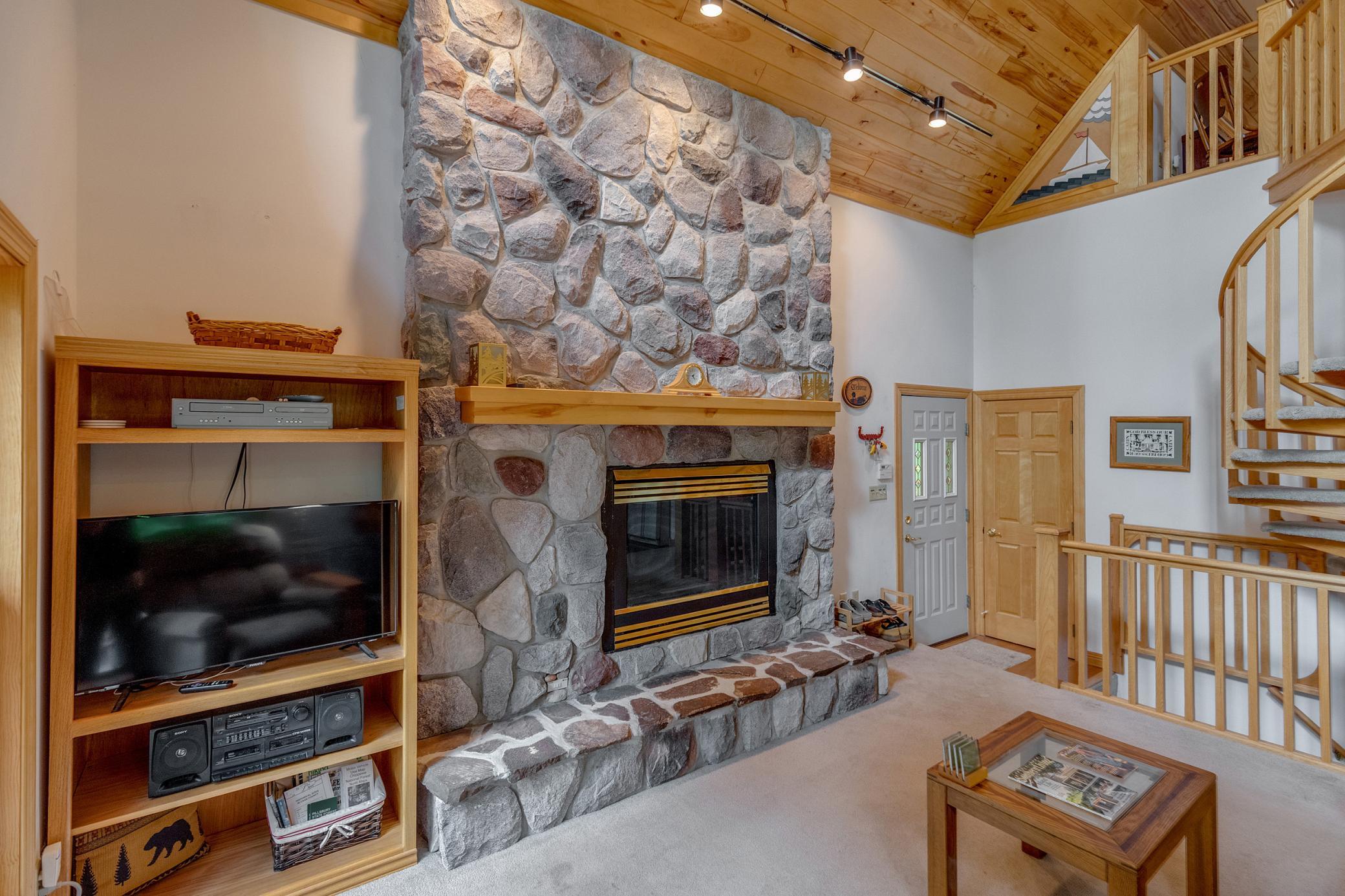7936 Templer Point Drive Nw Property Photo 7