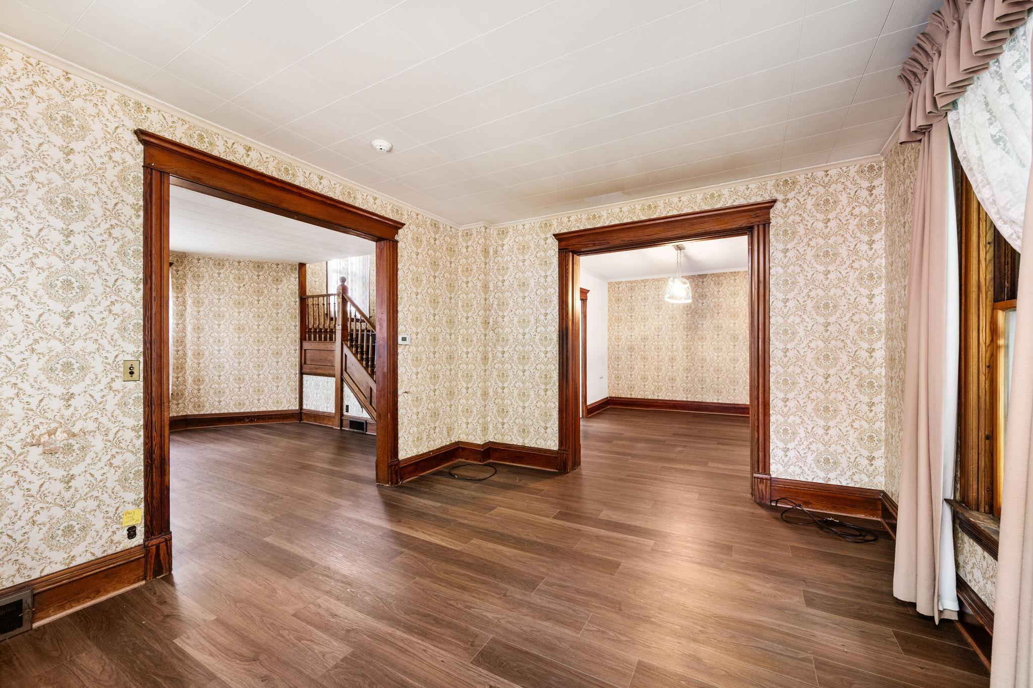 835 3rd Street E Property Photo 11