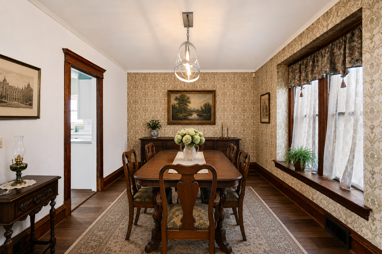 835 3rd Street E Property Photo 12