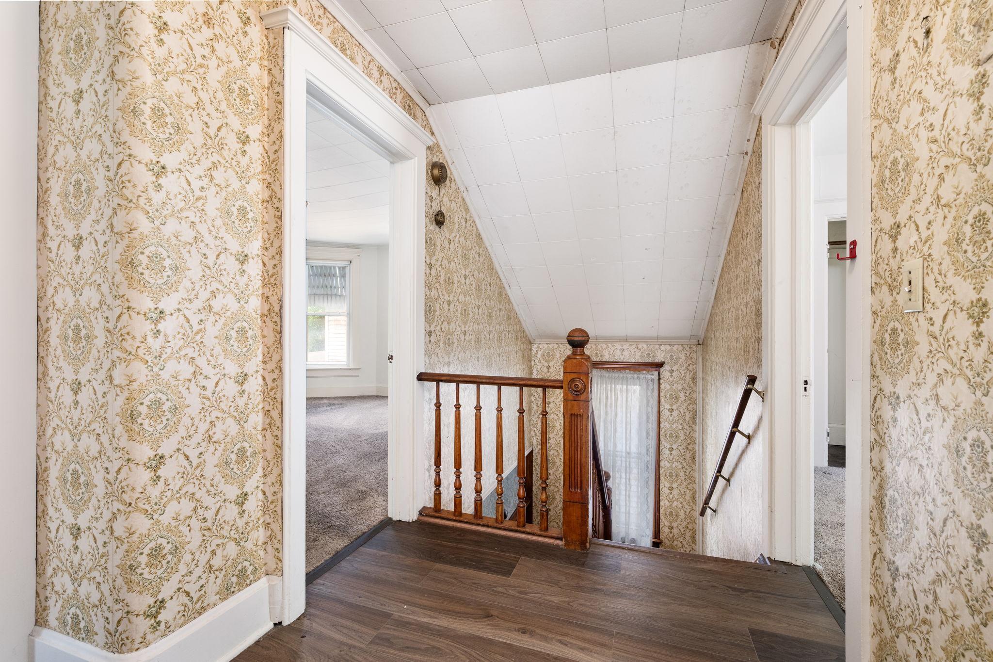 835 3rd Street E Property Photo 20