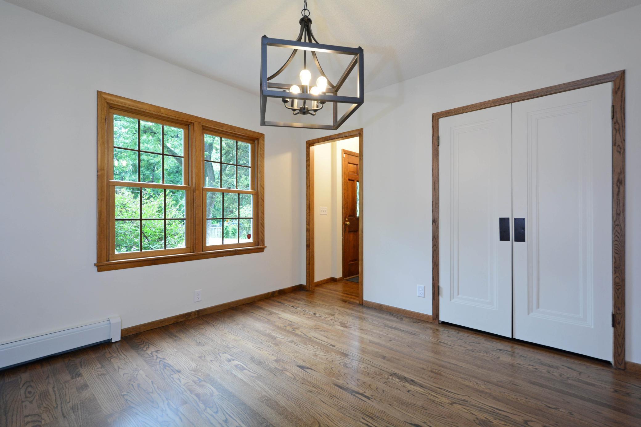 6448 Glenwood Avenue Property Photo 11