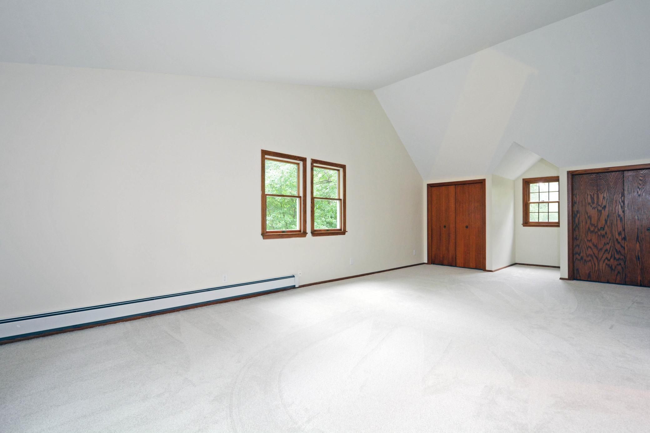 6448 Glenwood Avenue Property Photo 17