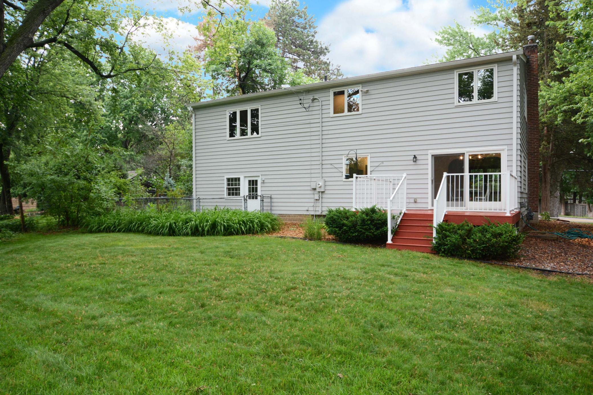 6448 Glenwood Avenue Property Photo 29