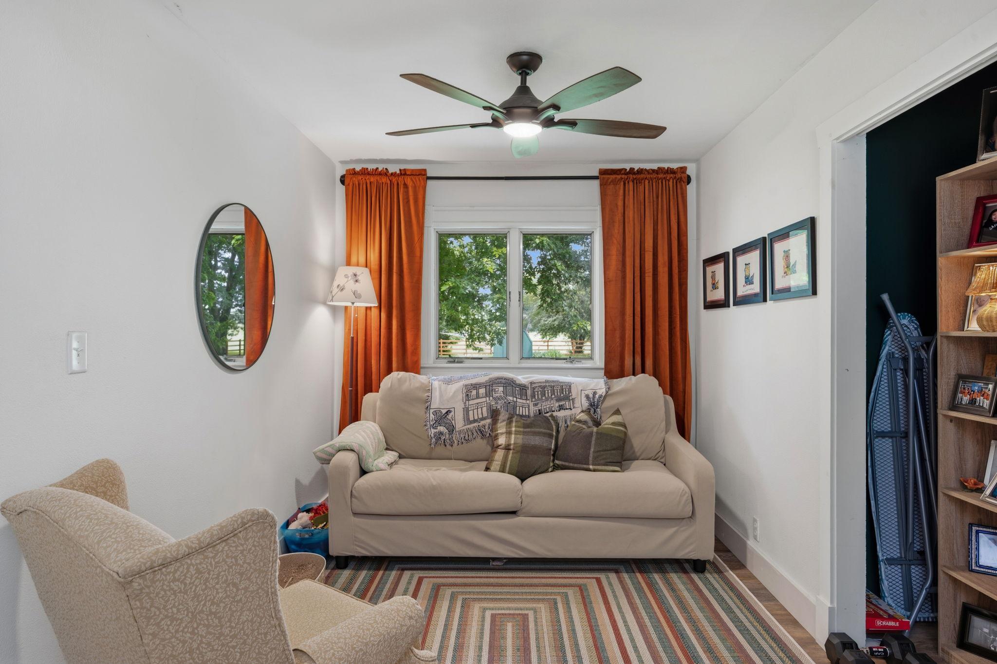 211 Kelser Street Property Photo 6