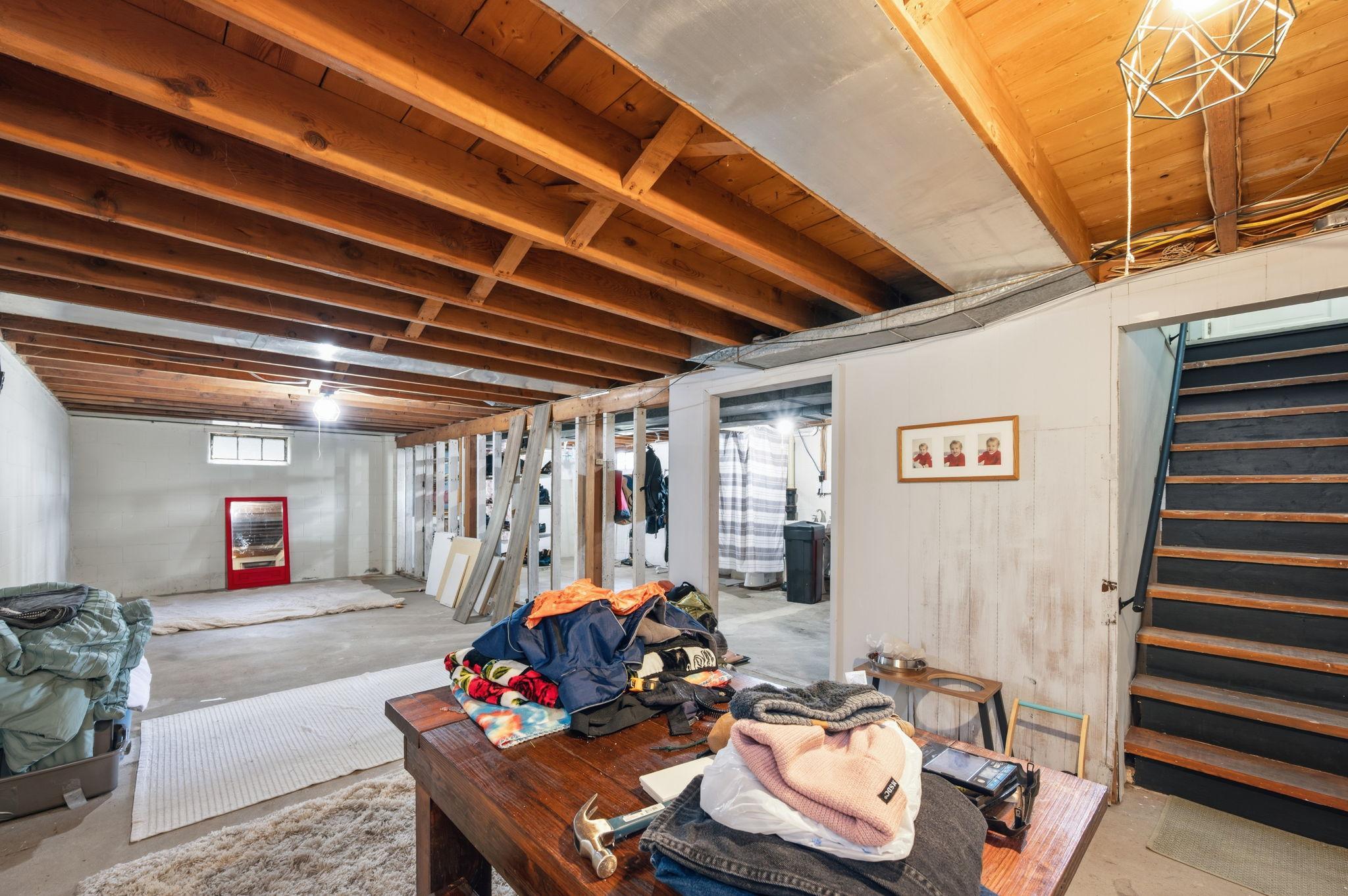 211 Kelser Street Property Photo 20