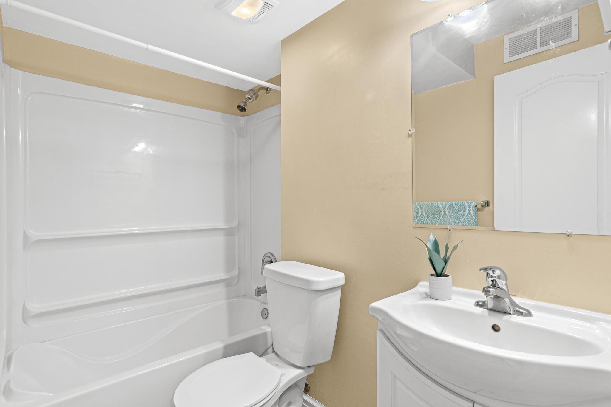 7108332 Property Photo 21