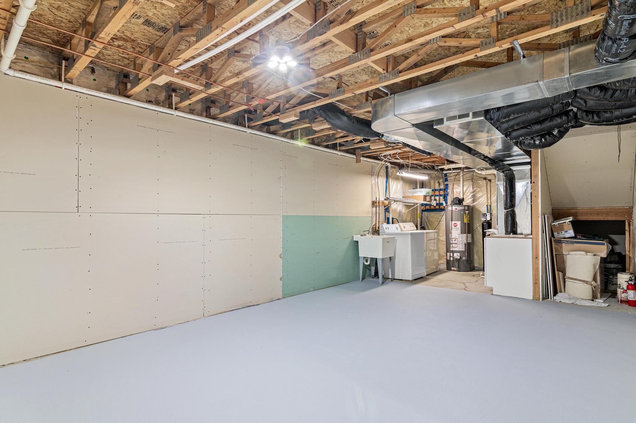 7108332 Property Photo 25